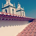 Largo Da Rainha, Estalagem *