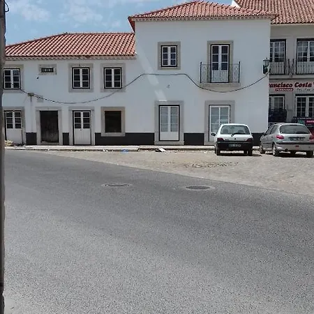 Penzion Largo Da Rainha, Merciana