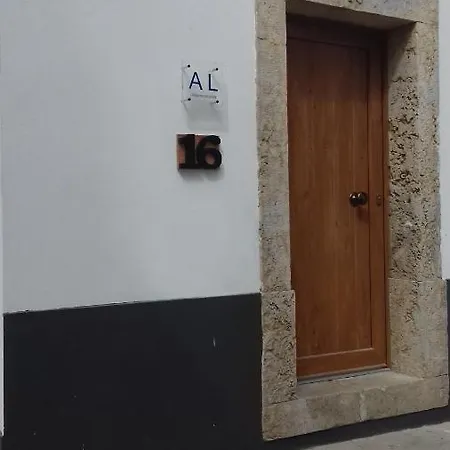 Πανδοχείο Largo Da Rainha, Merciana