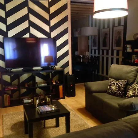 Largo Da Rainha, * Merciana