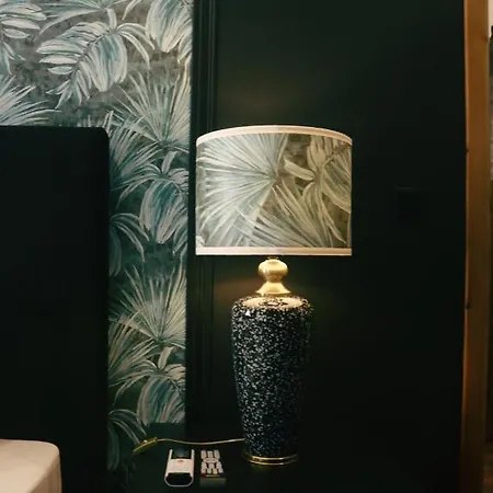 Largo Da Rainha, Estalagem *