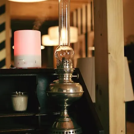 Largo Da Rainha, Penzion