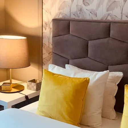 Penzion Largo Da Rainha,