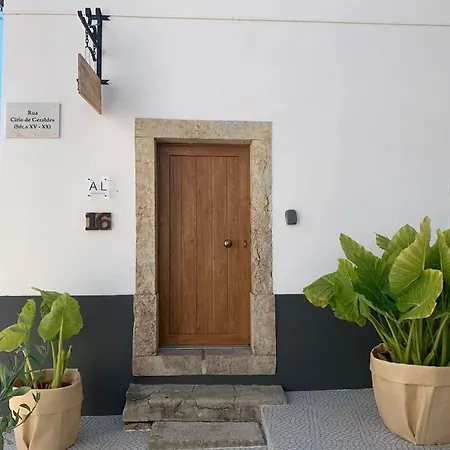 Largo Da Rainha, Merciana