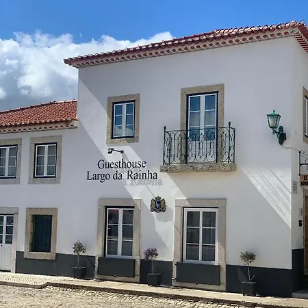 Largo Da Rainha, Πανδοχείο *