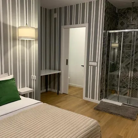 Largo Da Rainha, Merciana