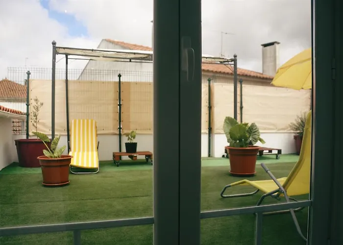 Largo Da Rainha, Kro Merciana