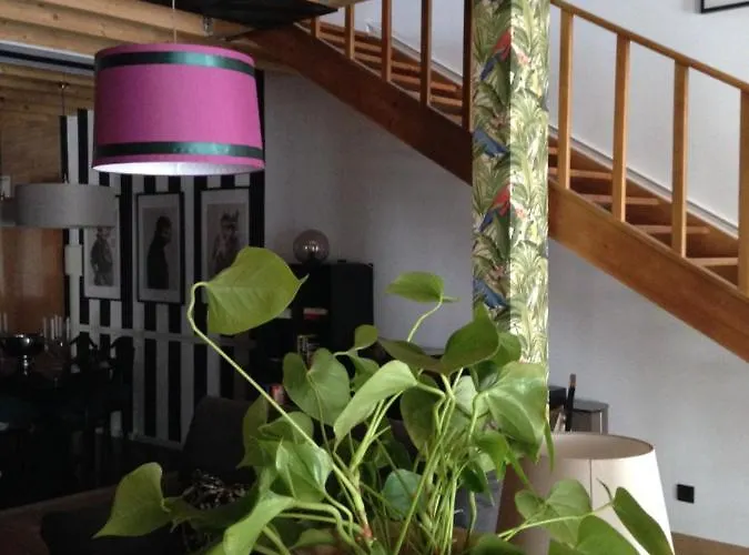 Kro Largo Da Rainha, *