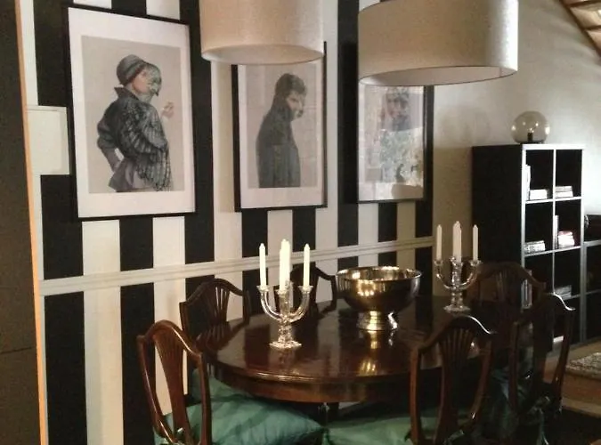 Largo Da Rainha, 宾馆 *