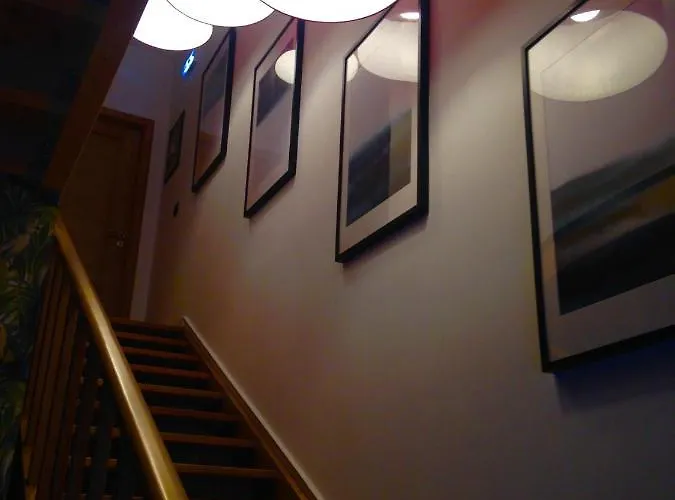 宾馆 Largo Da Rainha, Merciana