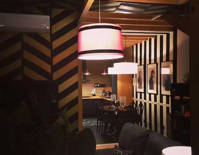 Kro Largo Da Rainha, *